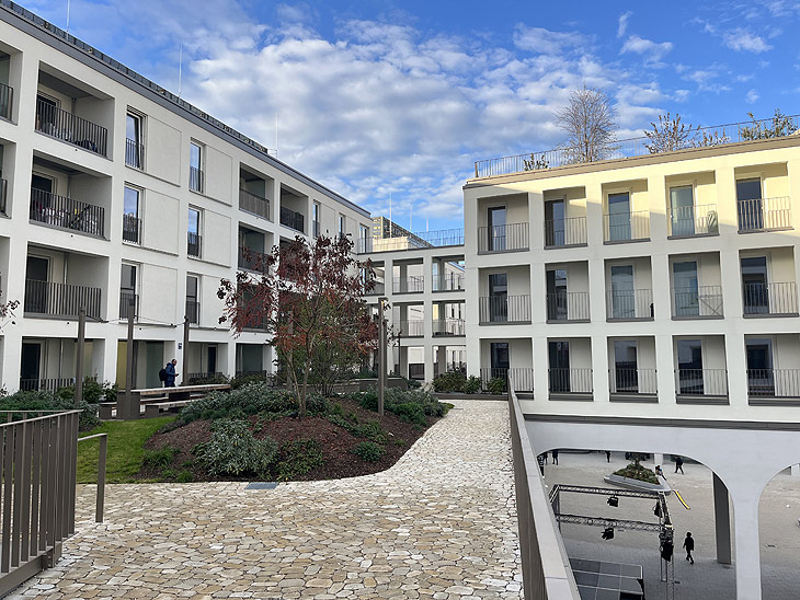 Wohnungen mit Dachterrasse im Perlach PLAZA (©Foto: Marikka-Laila Maisel)